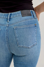 Judy Blue Jeans Mid Rise Slim Bootcut Tummy Control Release Hem Plus Sizes 6f56d7c1-ccbe-4f50-bed9-996b46c063fa-Max-Origin Trendsi