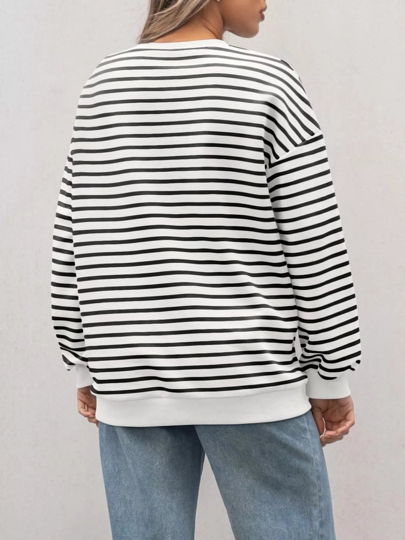 Women's Sweatshirt Striped Round Neck Oversized Casual Pullover 6fa4ef09d7aa4f688324b3584405358d-Max-Origin Trendsi