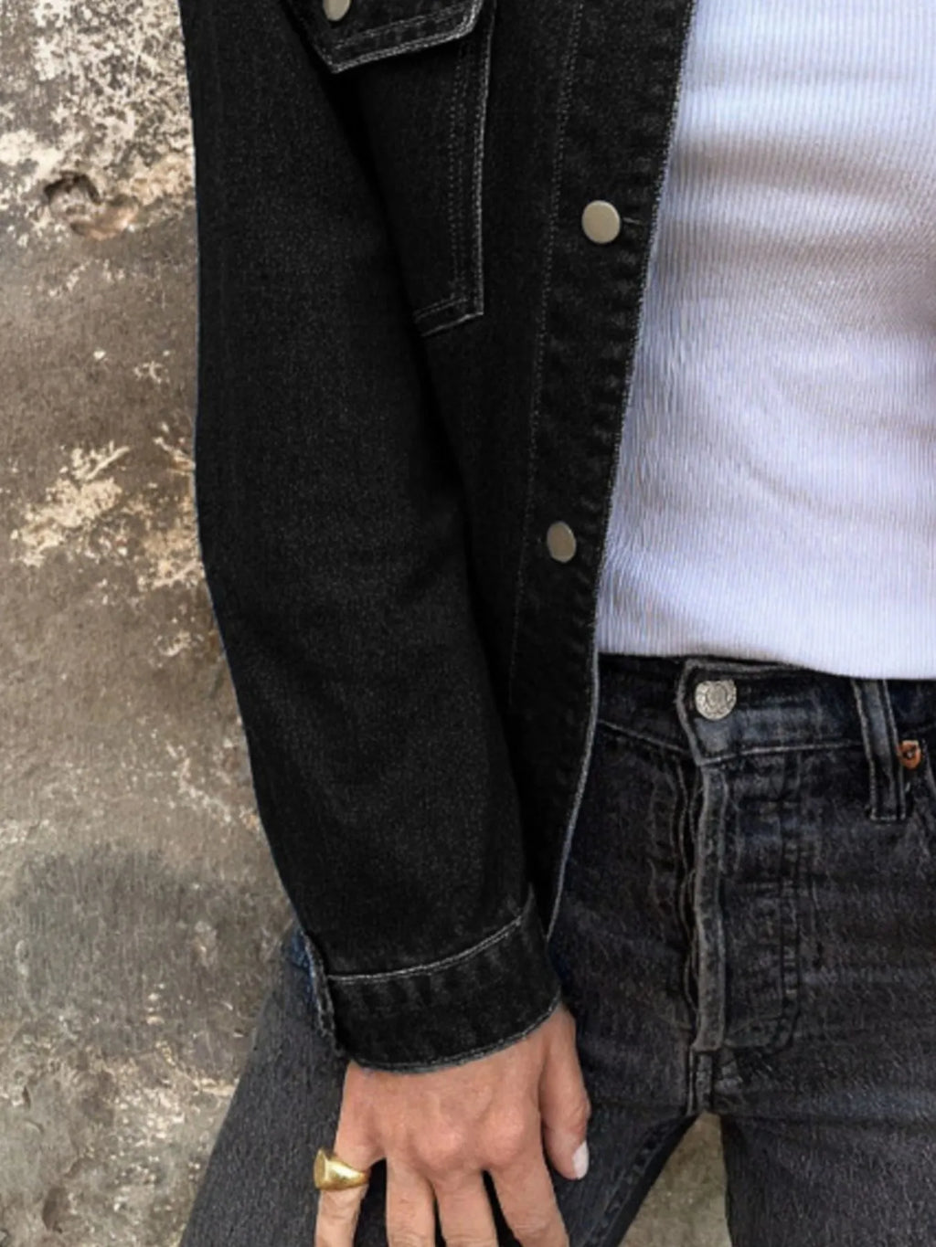 Women's Denim Jacket Button Up Long Sleeve Contrast Stitching Outwear 70146df5-14d4-41e1-85e6-c8fae87dfcf1-Max-Origin_871404fd-8fb6-4e80-8b5c-a41a07c16155 Trendsi