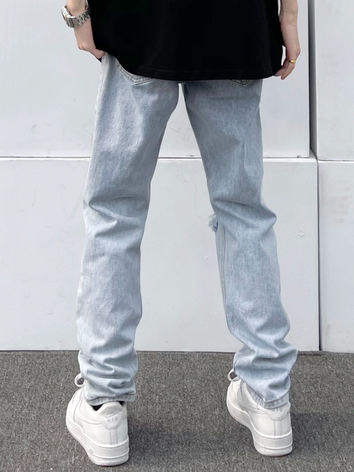 701acbe9-964e-48e6-989b-79f34ef54f24-Max