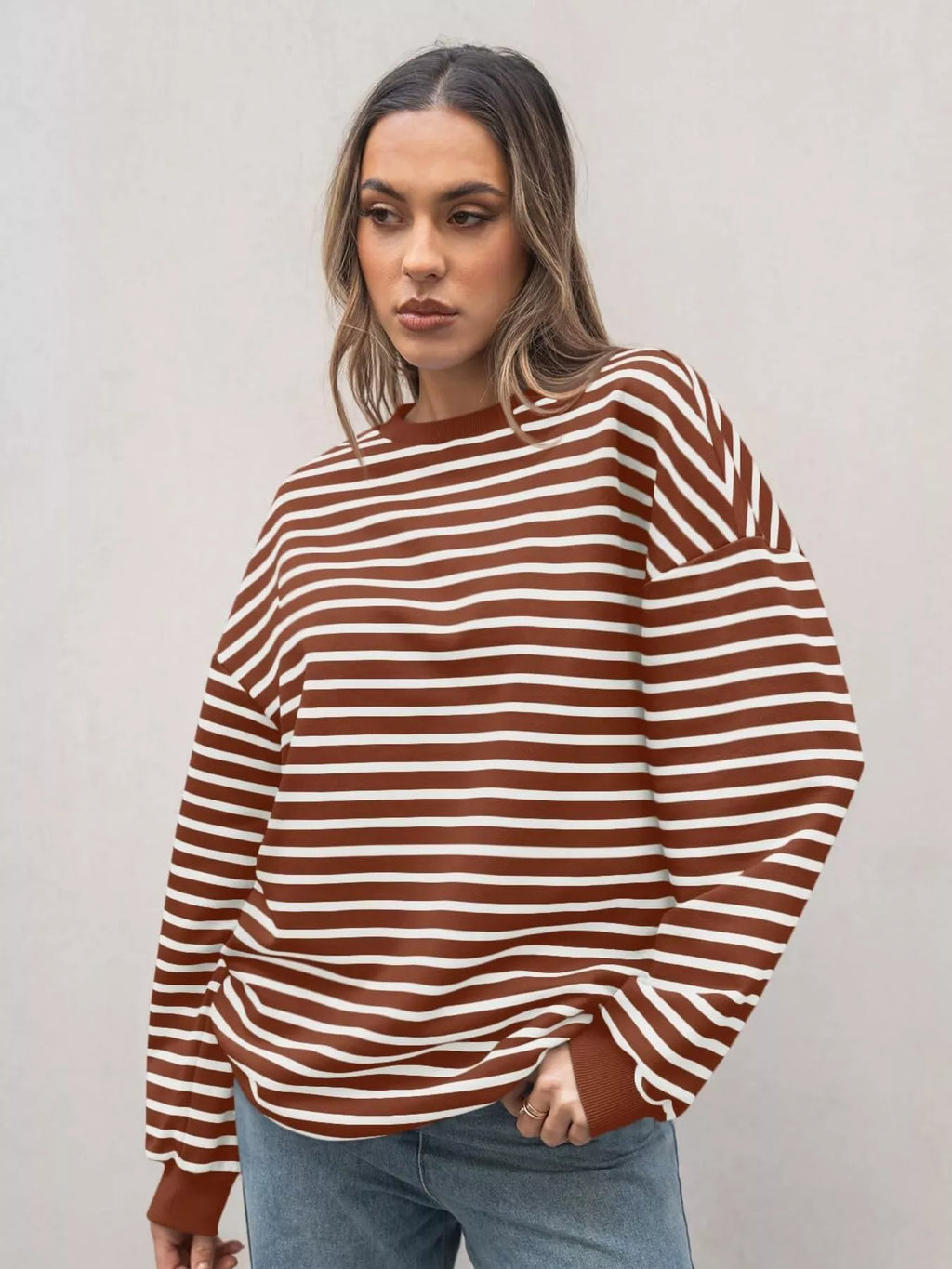 Women's Sweatshirt Striped Round Neck Oversized Casual Pullover 709b7bad84e4411bb969fe7211df056e-Max-Origin Trendsi