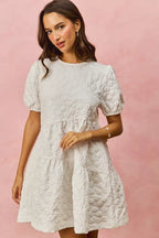 SO ME Floral Mini Dress White Jacquard Diagnol Tiered Short Sleeve 70d803fab9aa456da49a4778e3a52ad3-Max-Origin Trendsi