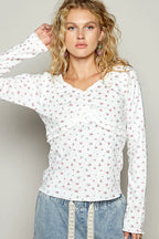 POL Cotton T-Shirt Floral White V-Neck Long Sleeve Top 71088bf0-bf74-440f-a45c-6d472beb6752-Max-Origin Trendsi