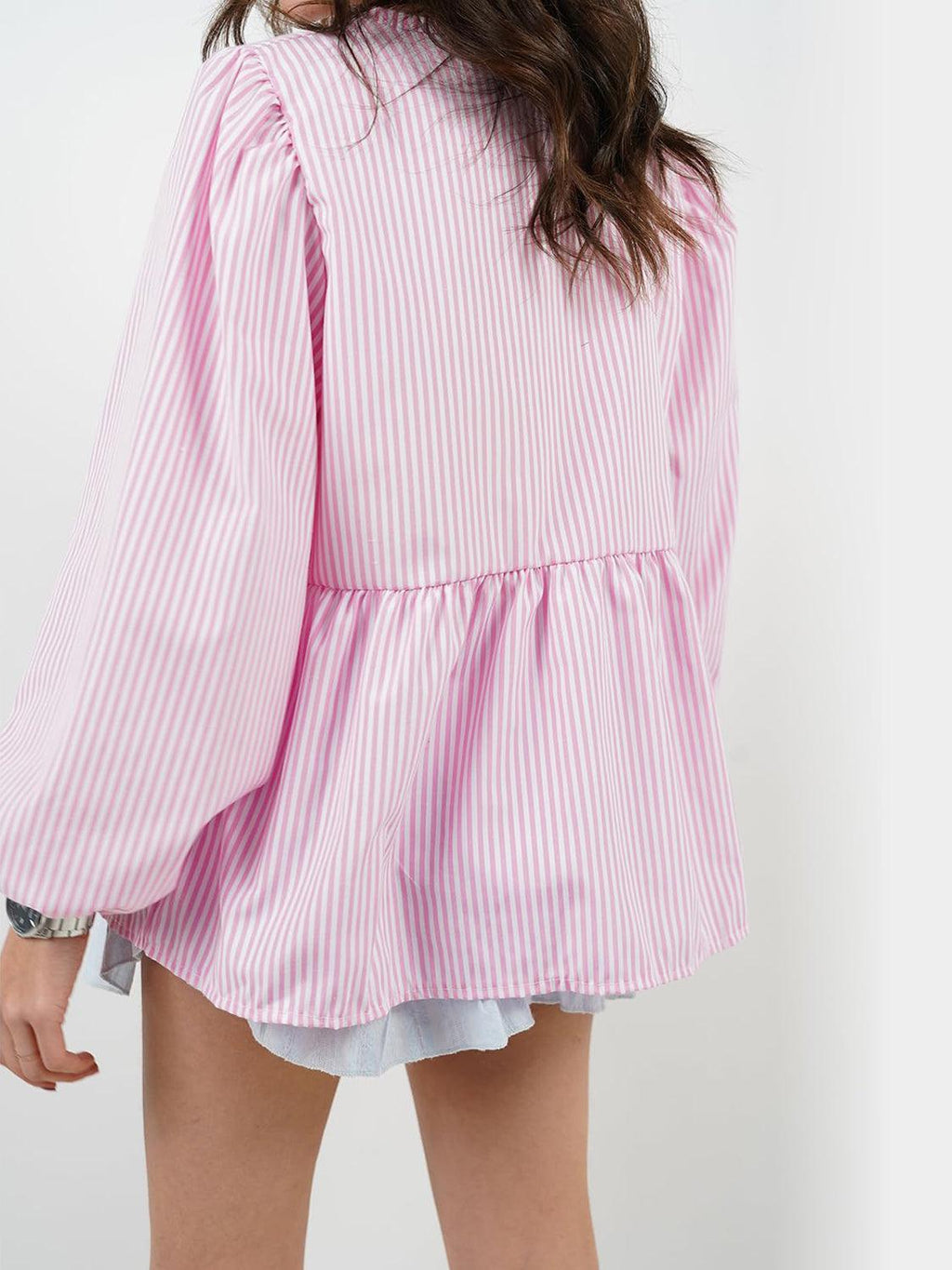 Blouse Front Tied Round Neck Long Sleeve Cotton Blend Tops 7133e16c-19ac-414a-a8b3-23db96ad761c-Max_de2267ea-600d-4748-ab0a-d0bdc92f8e50 Trendsi