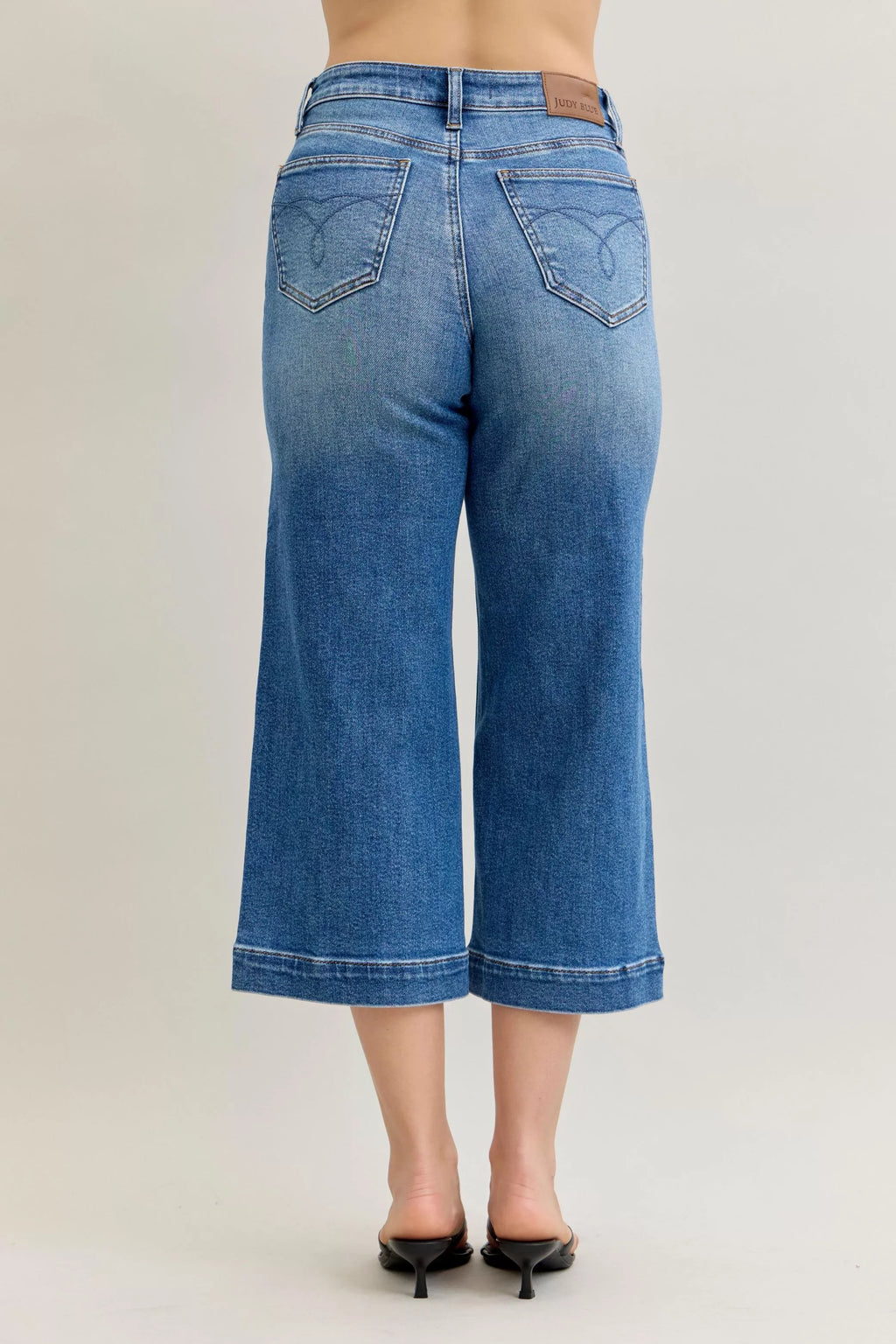 Judy Blue Womens Jeans Crop Wide Leg Mid Rise Denim Pants 7157e5bc19684fc58ba333a4989b9168-Max-Origin Trendsi