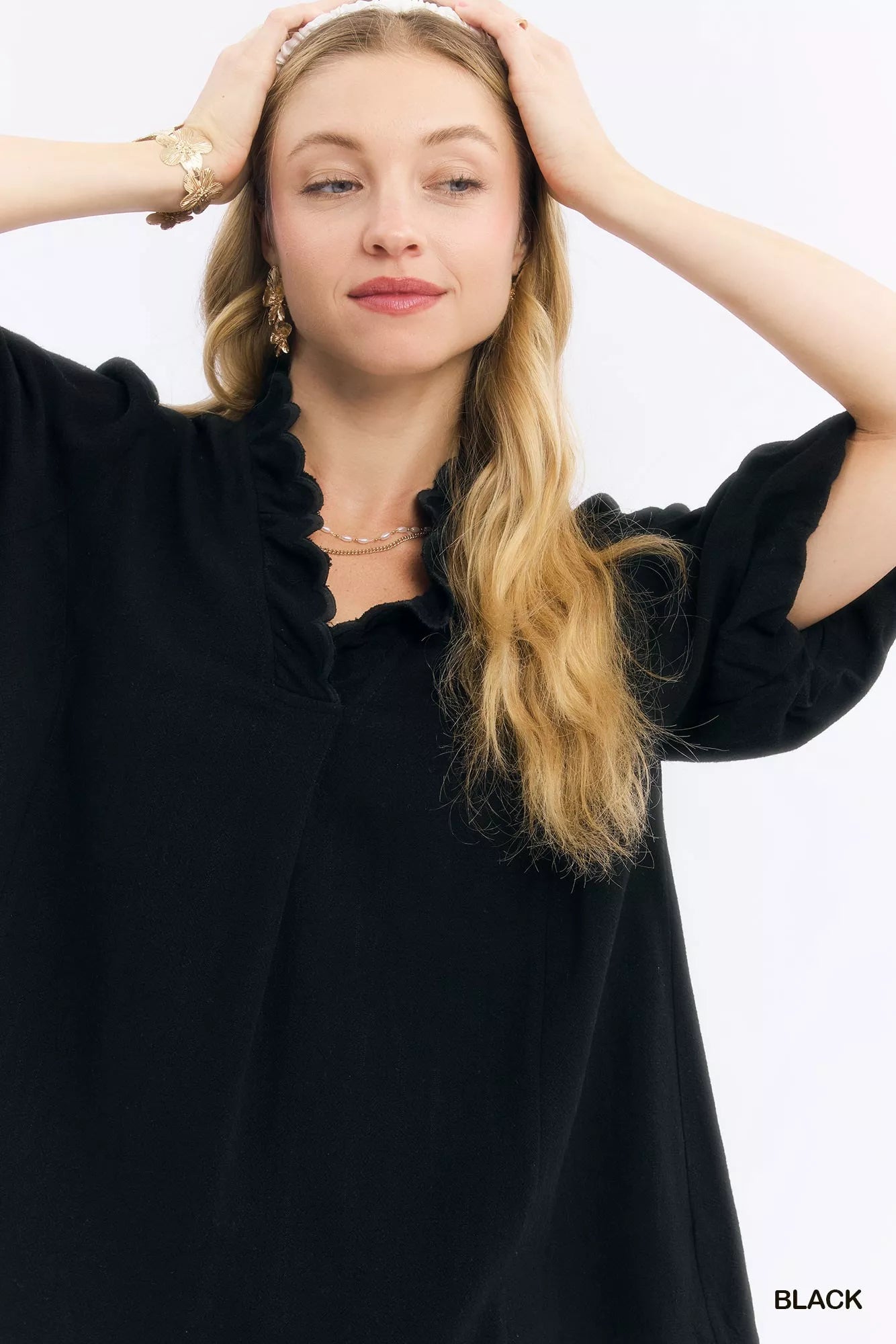 Umgee Womens Blouse Black Linen Scallop Trim V-Neck Short Sleeve Top 72fd050f-8657-4d6f-9134-a817a8a08800-Max-Origin Trendsi
