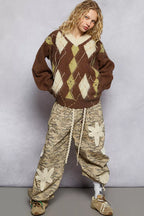 POL Sweater V-Neck Mocha Argyle Pattern Mohair with Contrast Exposed Stitch 73d20e80-f4f3-4111-85d6-fdf06dbe4bb3-Max-Origin Trendsi