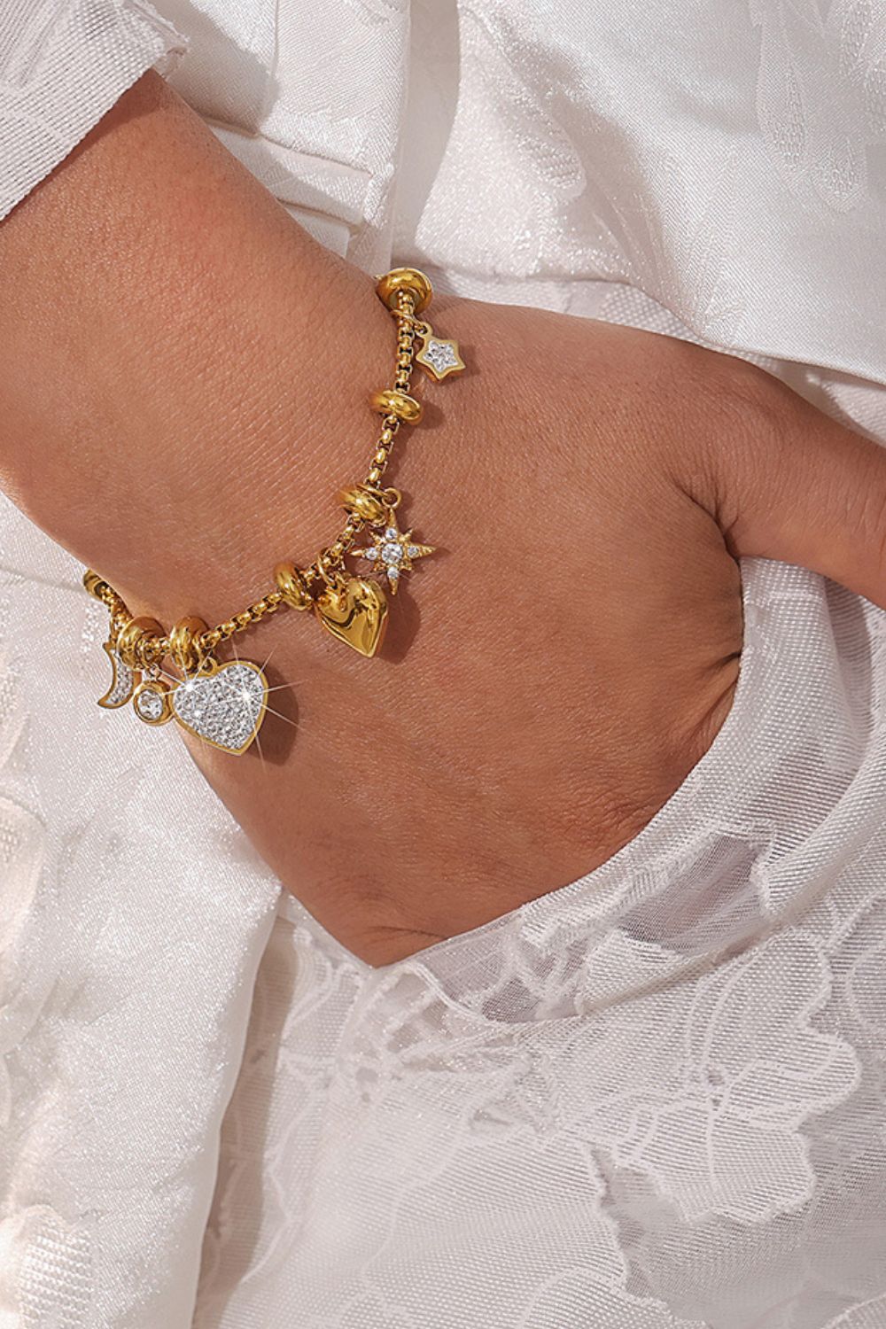 Women Charm Bracelet Inland Zircon Heart Titanium Steel 18K gold-plated Gold One Size 759a7c42-2785-4025-8af5-6a5c125521cc-Max Trendsi