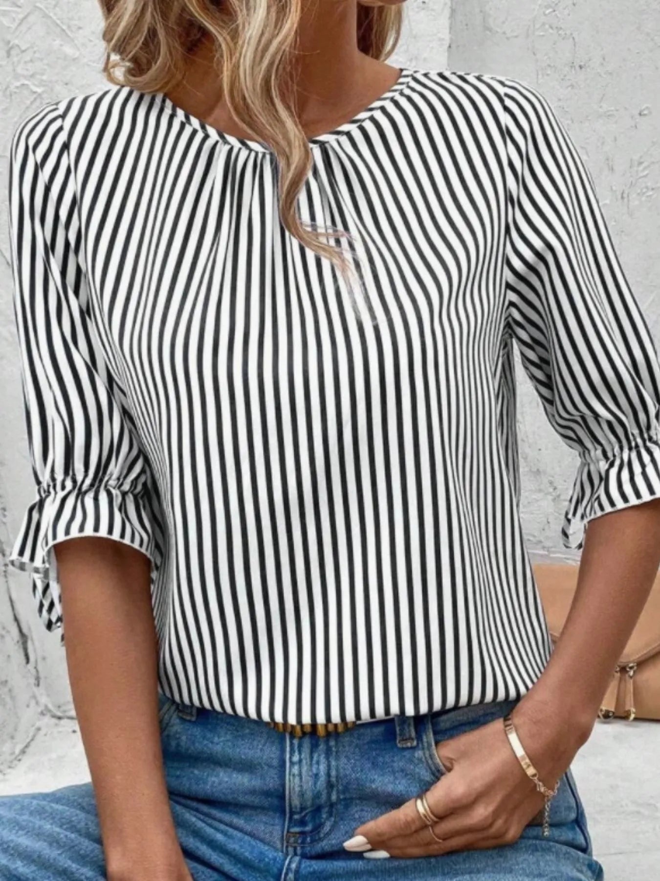 Women's Blouse Striped Round Neck Half Sleeve Casual Back Buttoned Black 76ec9b49-2ab8-42fc-b666-c6a553cf6744-Max-Origin Trendsi