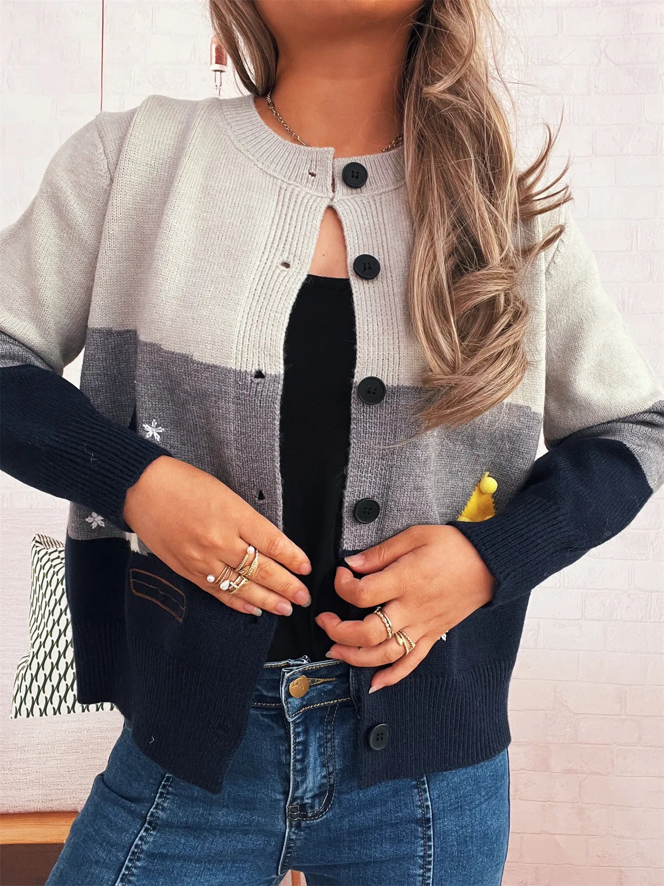 Women's Cardigan Color Block Stripe Button-Up Knit Round Neck Sweater 7716060c0f8b48aa934afede660aa49b-Max-Origin Trendsi