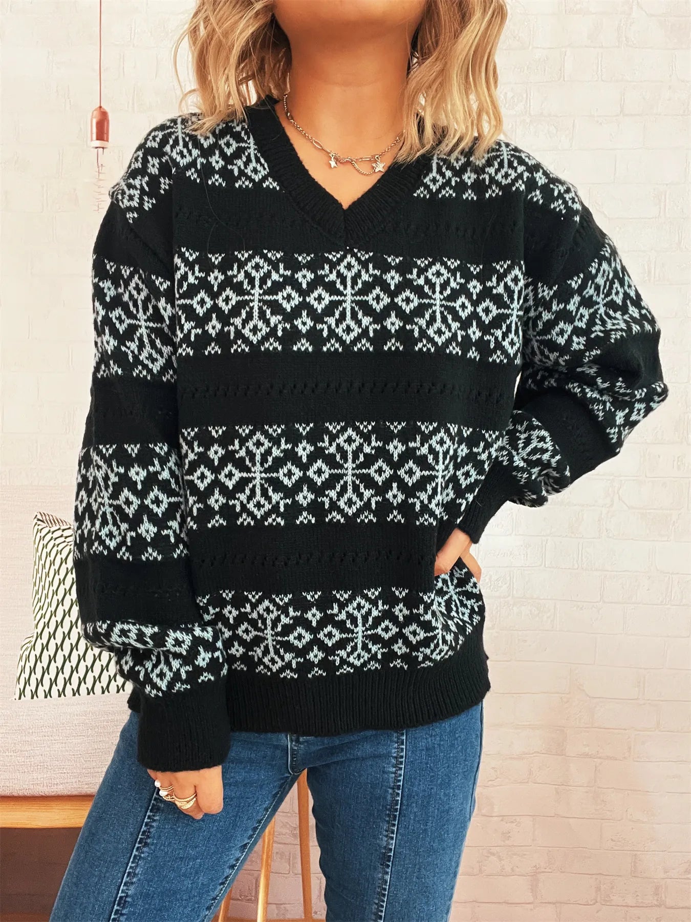 Women's Sweater Contrast Ribbed Hem Long Sleeve Pullover Black One Size 7800f9cbf74b4cb4ae990a18af91a591-Max-Origin Trendsi