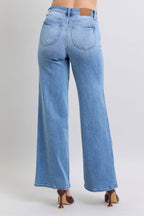 Judy Blue Women Jeans Medium Wash Full Size Wide Leg Denim with Pockets 785f2823-bae5-48b9-a794-8997a4070305-Max Trendsi