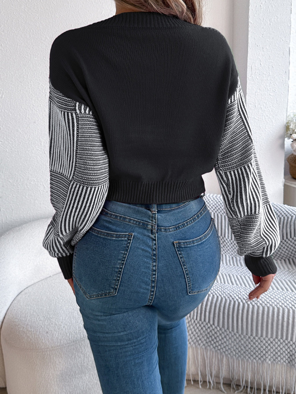 Striped Cropped Women Sweater V-Neck Long Sleeve Soft Knit Pullover 7cd9e8e5-fd72-43a6-b3e3-c5acf243a2d4-Max Trendsi
