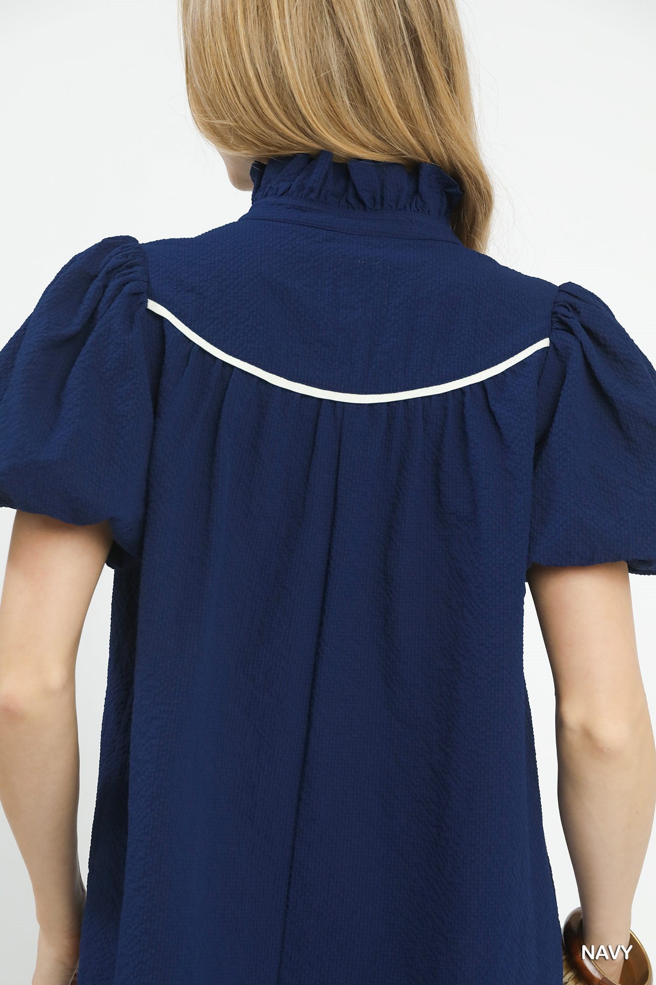 7d398ab6-f79c-4373-88cb-3a673ab173c5-Max