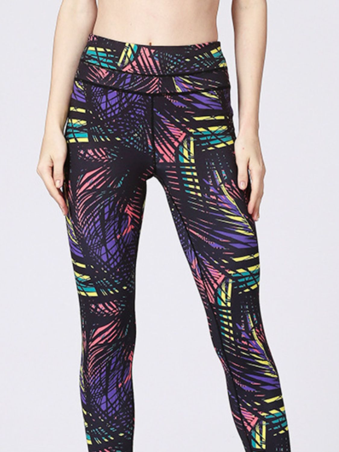 Active Leggings with Stirrups Colorful Printed Wide Waistband Highly stretchy 7d5b1ef5-9731-443f-aa18-ea5d7e06c3b2-Max Trendsi