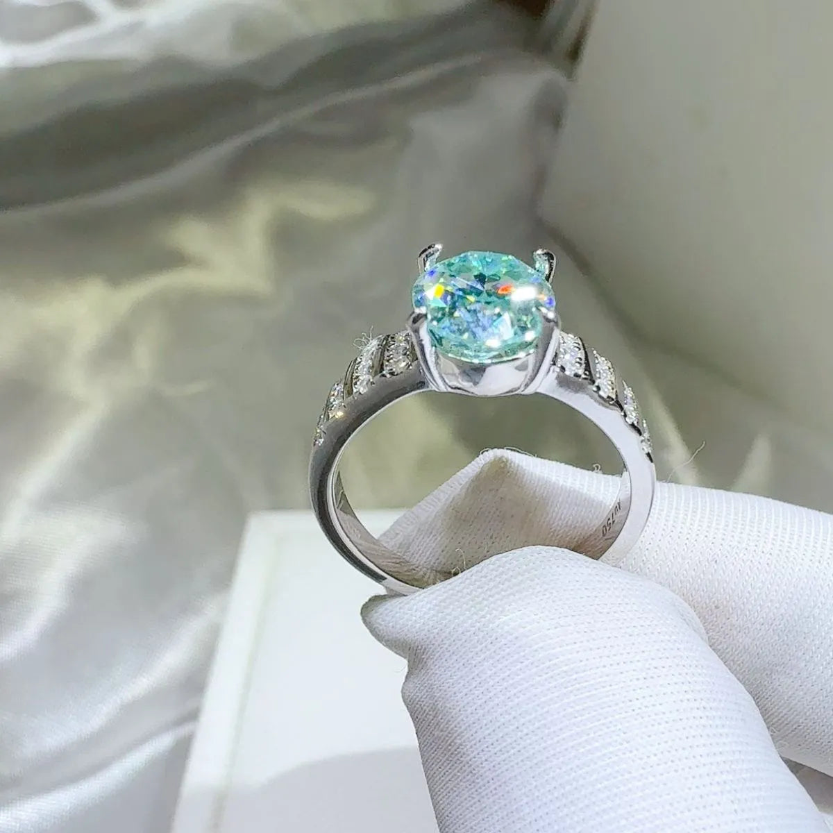 Silver Ring 2 Carat Moissanite Turquoise Stone 925 Sterling Platinum-plated 7f251bcd-4ef3-4439-bc1d-9b6247c27d86-Max-Origin Trendsi