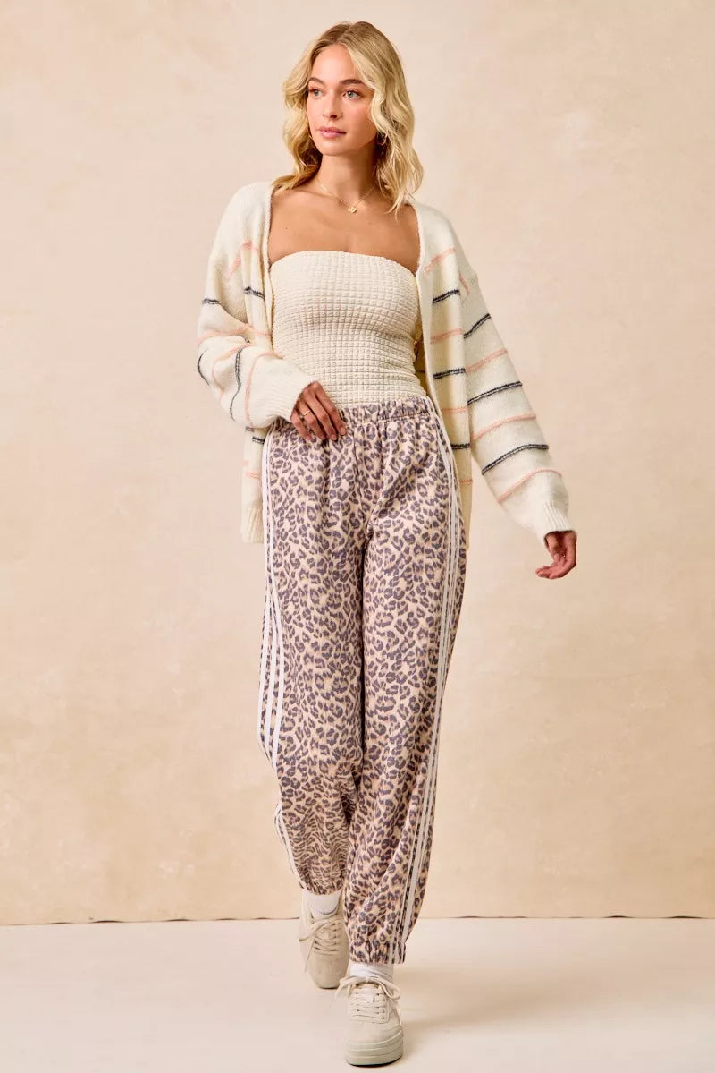 BiBi Women Leopard Track Pants Side Lines Elastic Waist with Pockets 81fadcf7269c41d2b0204f5508976bf5-Max-Origin Trendsi