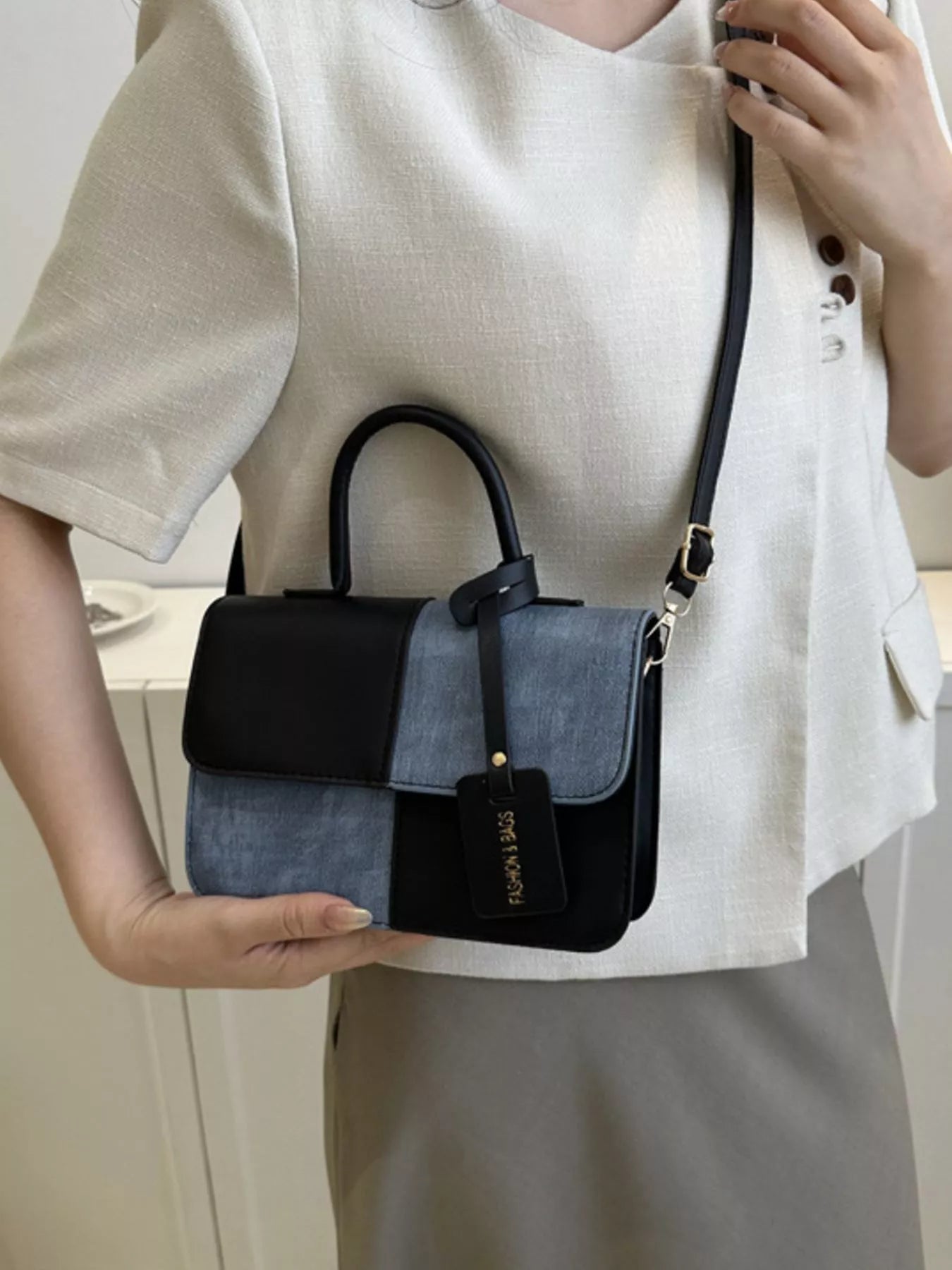 Womens Crossbody Bag Small Pu Leather Two-Tone Plaid Flap Handbag 84b2e874-8fdf-433d-bb87-1c2e7971ab34-Max-Origin Trendsi