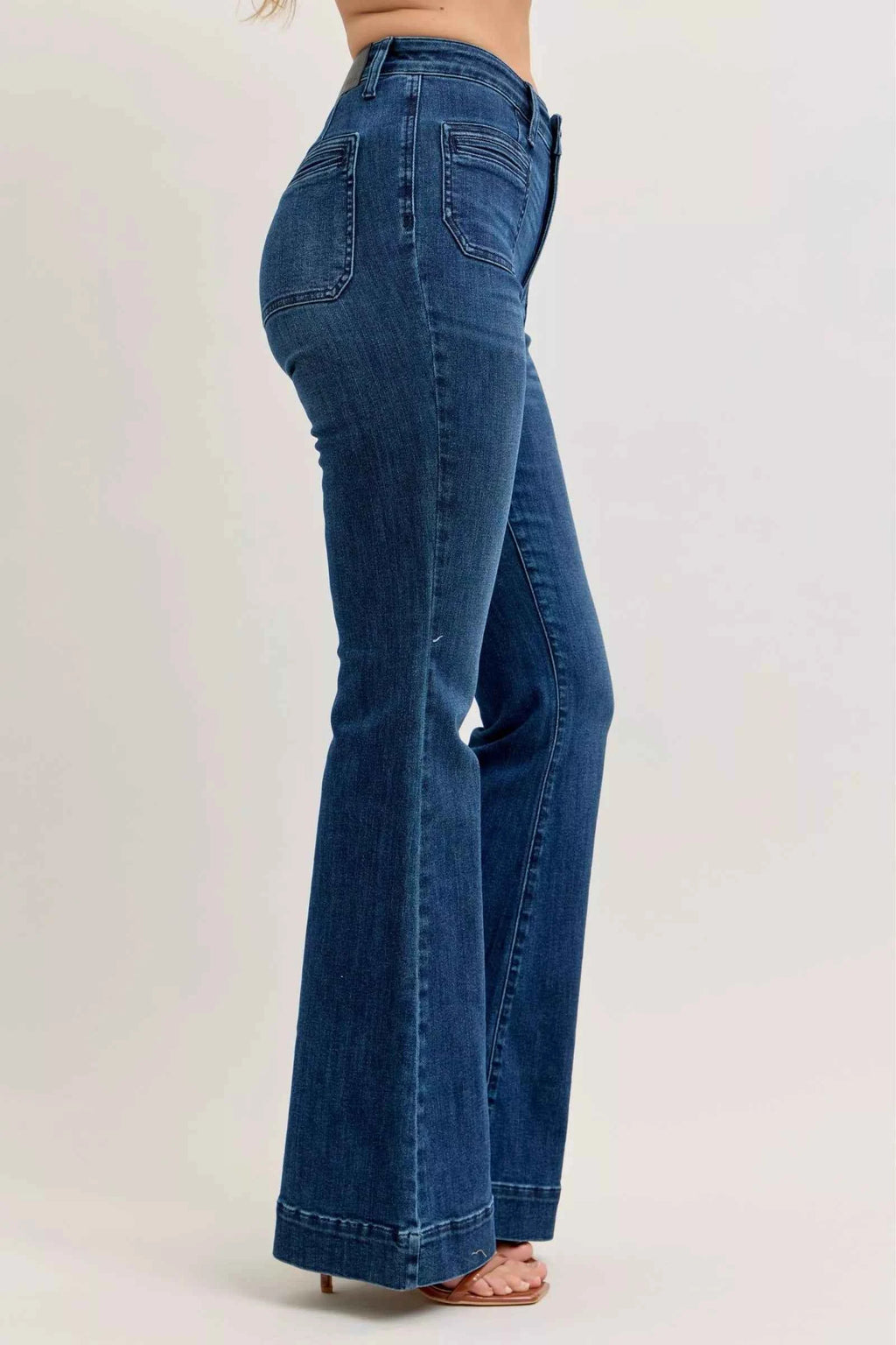 Judy Blue Flare Jeans High-Waisted with Front Pockets Dark Washed Denim 84c37b96-184f-449c-a785-0e2ee0c8ad09-Max-Origin Trendsi