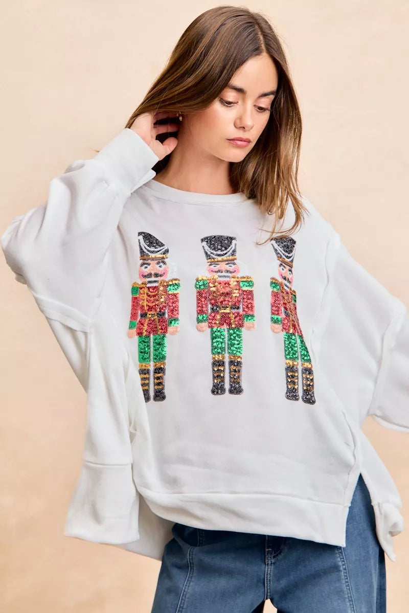 BiBi Sweatshirt Christmas Sequin Nutcrackers Embroidery Oversized Top 8682fe7a37b84f22bb1b71e1a2263863-Max-Origin Trendsi