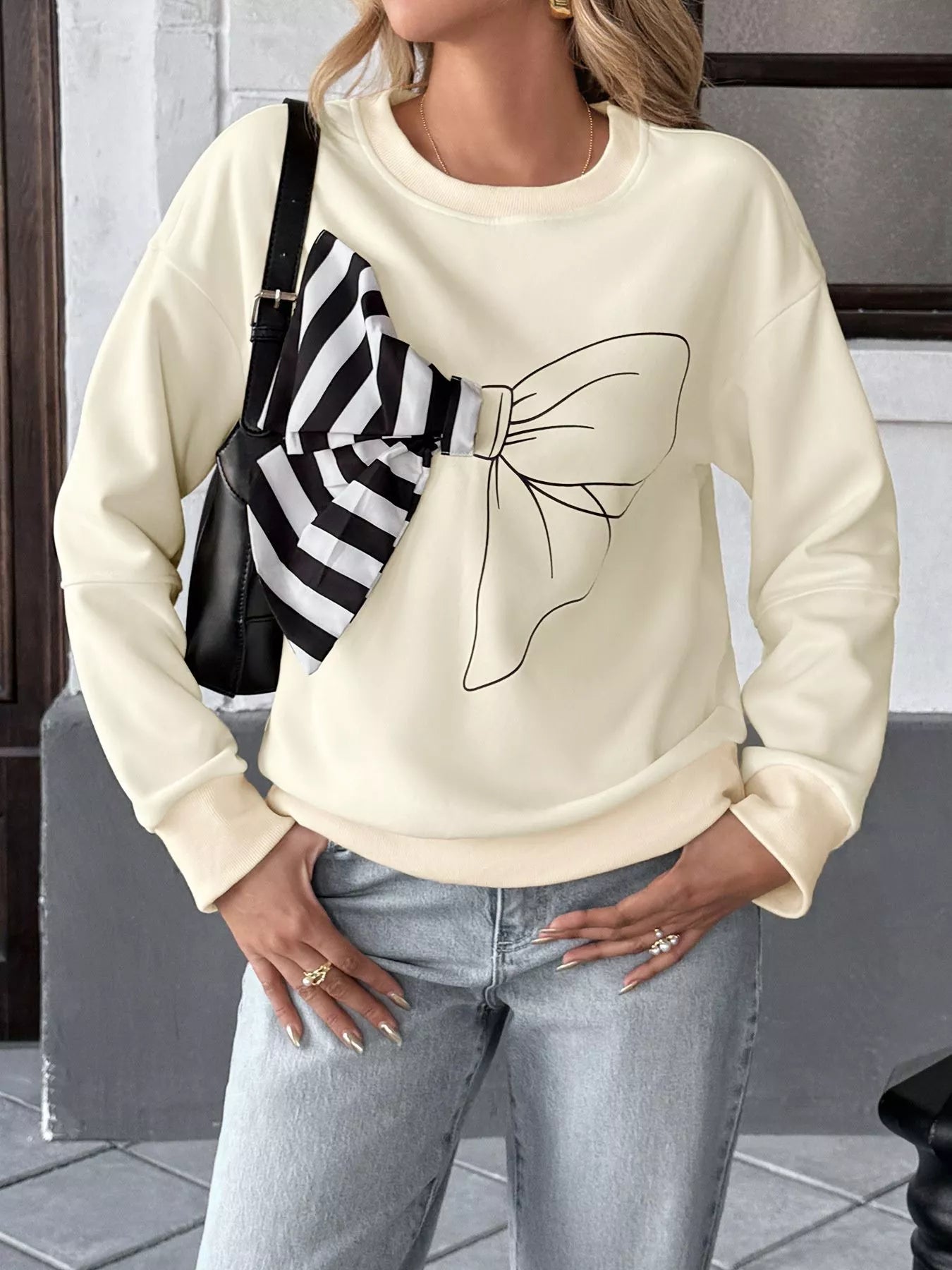 Women's Sweatshirt Beige Bow Round Neck Dropped Shoulder Long Sleeve 869b99e6-927f-42b6-b61c-e9d205c451d0-Max-Origin Trendsi