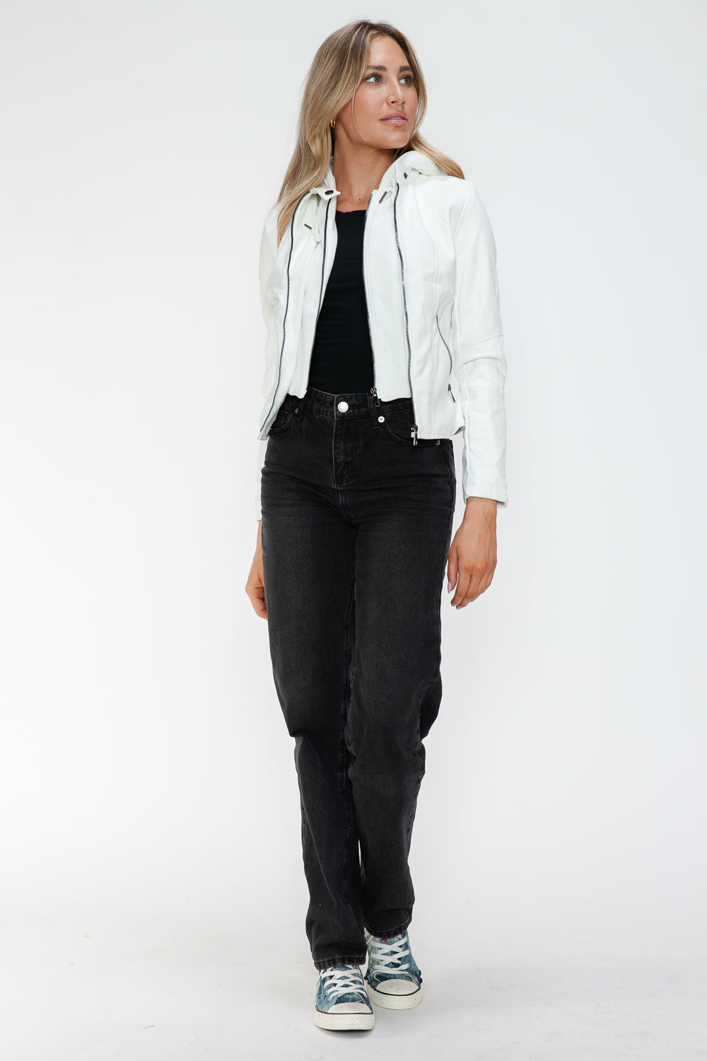 Snobbish Faux Leather Women White Zip Pockets Hooded Basic Jacket 870e86d8-bfaa-46f3-a130-a4242ab7bf1a-Max_9610262e-fe4d-4c3a-a651-a77589c6245d Trendsi