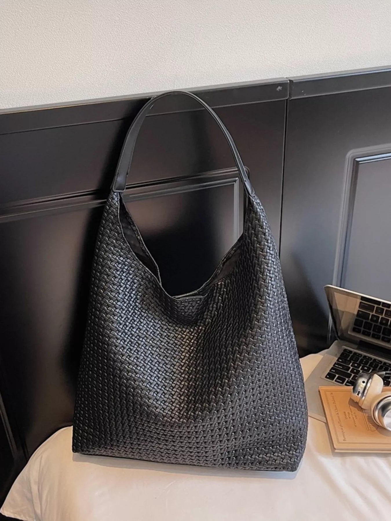 Womens Shoulder Bag Woven Straw Texture Pu Leather Large Handbag Black onesize 87dd8eba152c40c09084dd4c0e8a4854-Max-Origin Trendsi