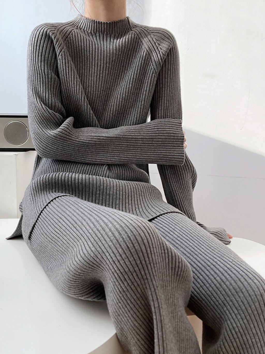 Women Sweater Set Mock Neck Raglan Sleeve Top and Pants 2 Pcs Set 884f2718-7ece-4cad-a011-9f2554213b34-Max Trendsi