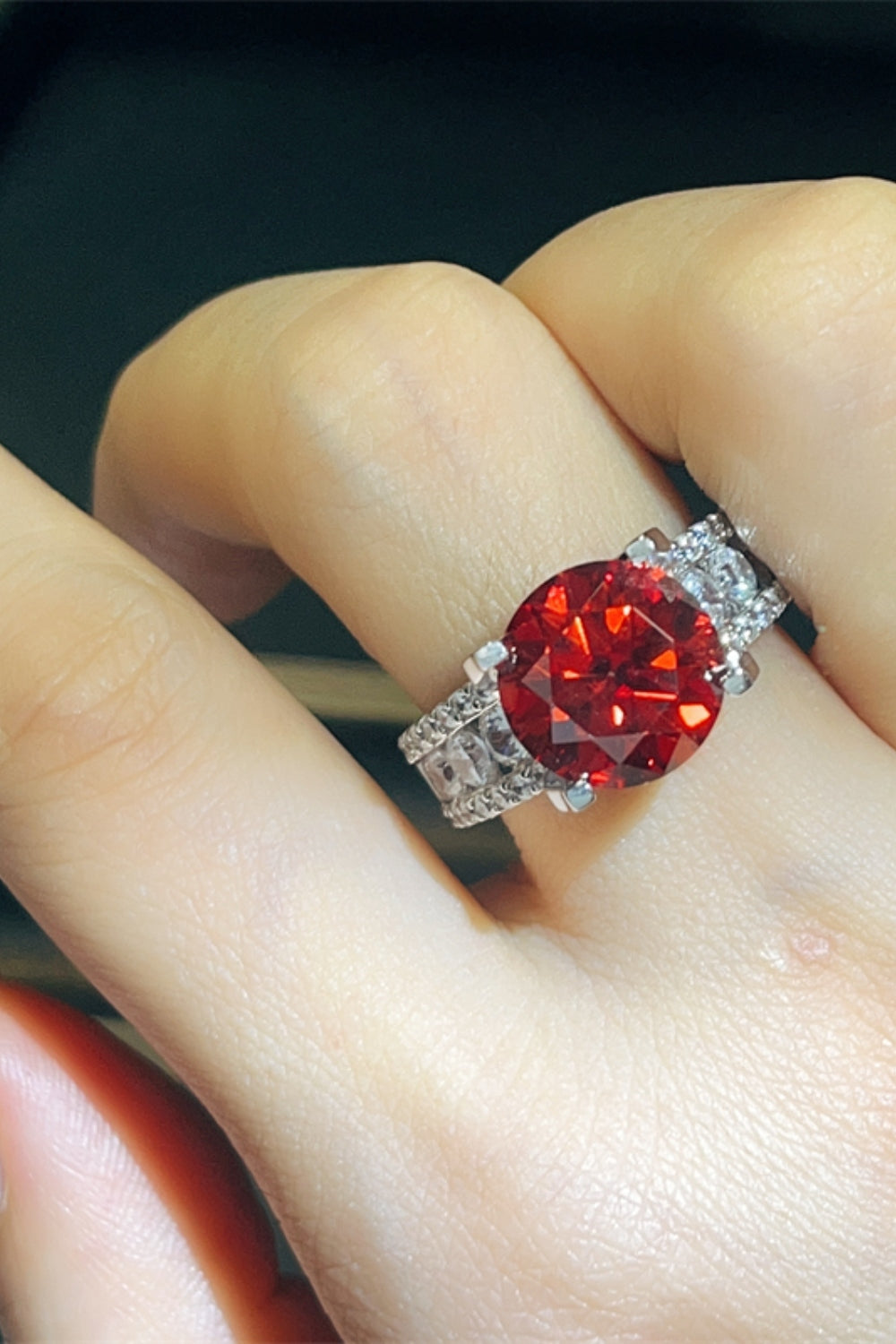 Silver Ring 5 Carat Moissanite Scarlet Stone Round 925 Sterling Platinum-plated 8a626296-acd3-4331-b0b1-e763b93dc8e1-Max Trendsi