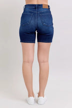 Judy Blue Bermuda High Waist V-Front Dark Blue Pocketed 8e34382d63d54b7f9f854f4ffbc25b82-Max-Origin Trendsi