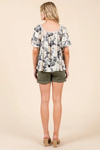Lime 'N' Chili Blouse Black Floral Print Lace Trim Puff Short Sleeve 8ebd1789f7204727b89ae4337d14c7c2-Max-Origin Trendsi