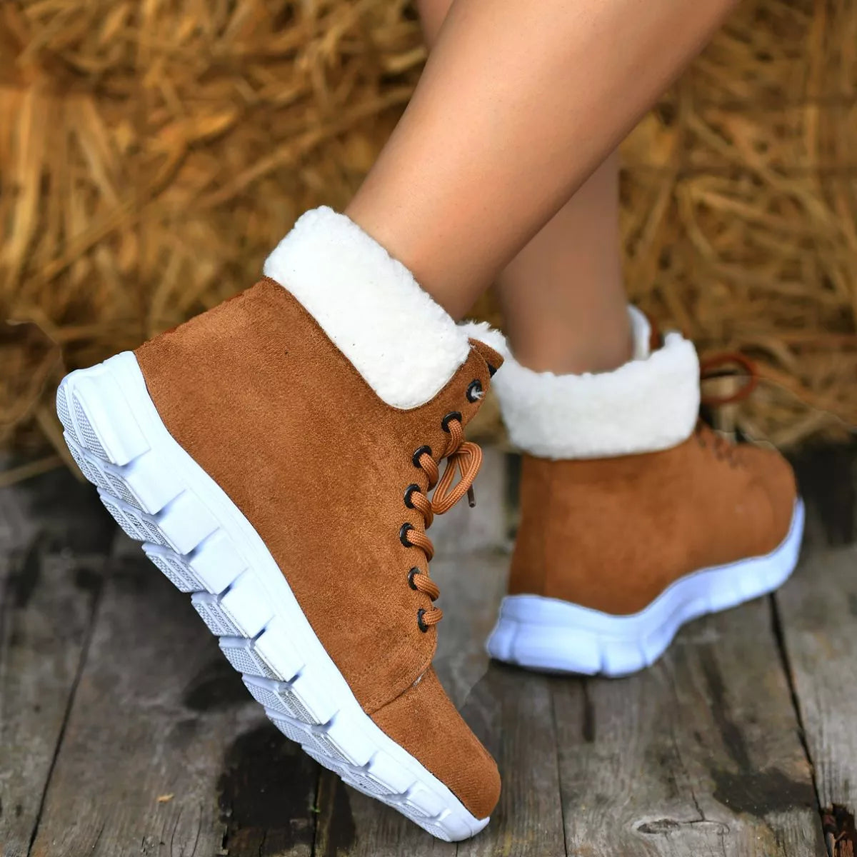 Lace Up Round Toe Boots 8ef180a6-dce7-4f2f-a4f3-c9955b975805-Max-Origin Trendsi