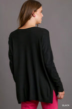 Umgee Women's Knit Top Black V-Neck High Low Hem with Side Slit 8f7007c6-6f60-41ae-bc1d-bcf2fdbad138-Max-Origin Trendsi