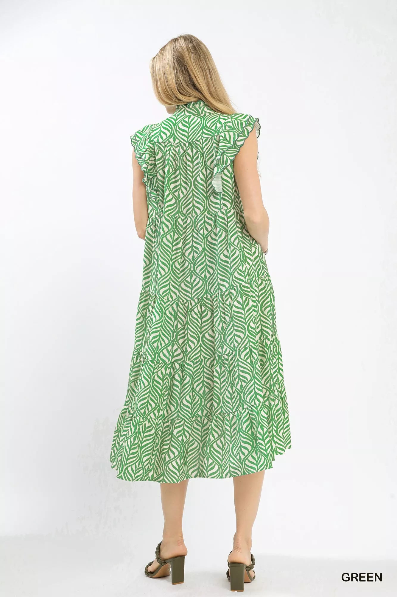 Umgee Leaf Print Tiered Midi Dress with Ruffle Detail 8fa81720-ad35-4cd0-a887-f7b41bb06a3a-Max-Origin Trendsi