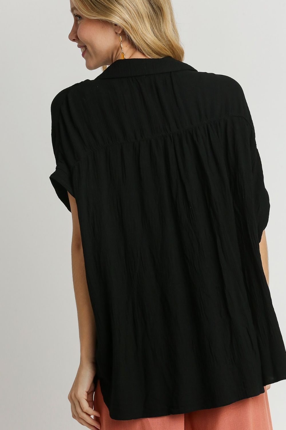 Umgee Black Shirt Textured Short Sleeve Single Breasted S-2XL 8fdbc7ee-4d98-4ed5-842c-375dcab93002-Max Trendsi