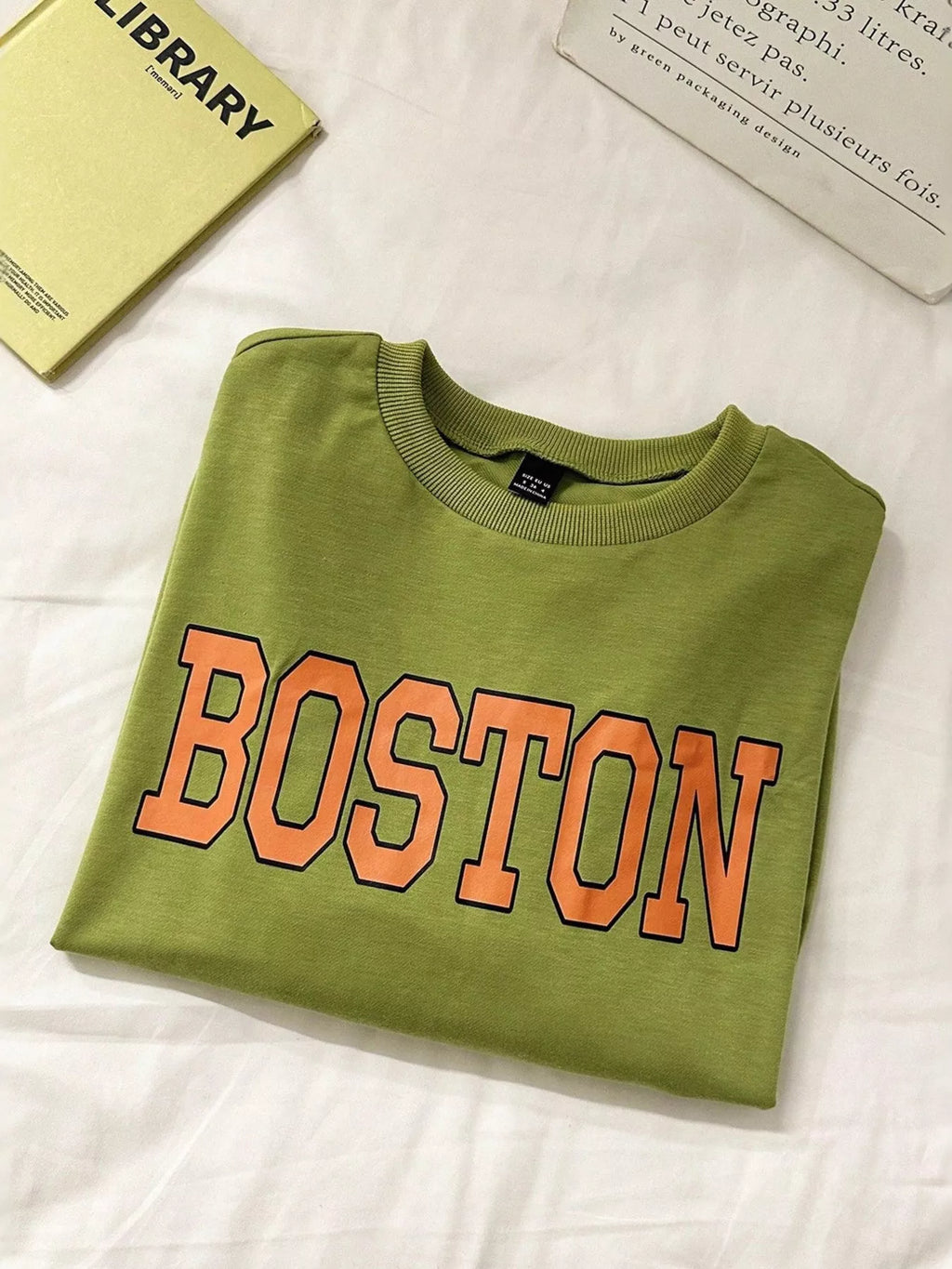 Women's Sweatshirt Green Boston Graphic Oversized Crewneck Pullover 91fe155a-e388-4369-b02b-f4713ffb7335-Max-Origin Trendsi