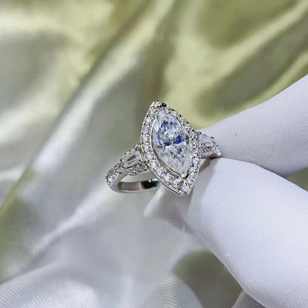 Silver Ring 2 Carat Moissanite 925 Sterling Platinum-plated 920b0574-e35c-4ba7-946e-5059911de90c-Max-Origin Trendsi