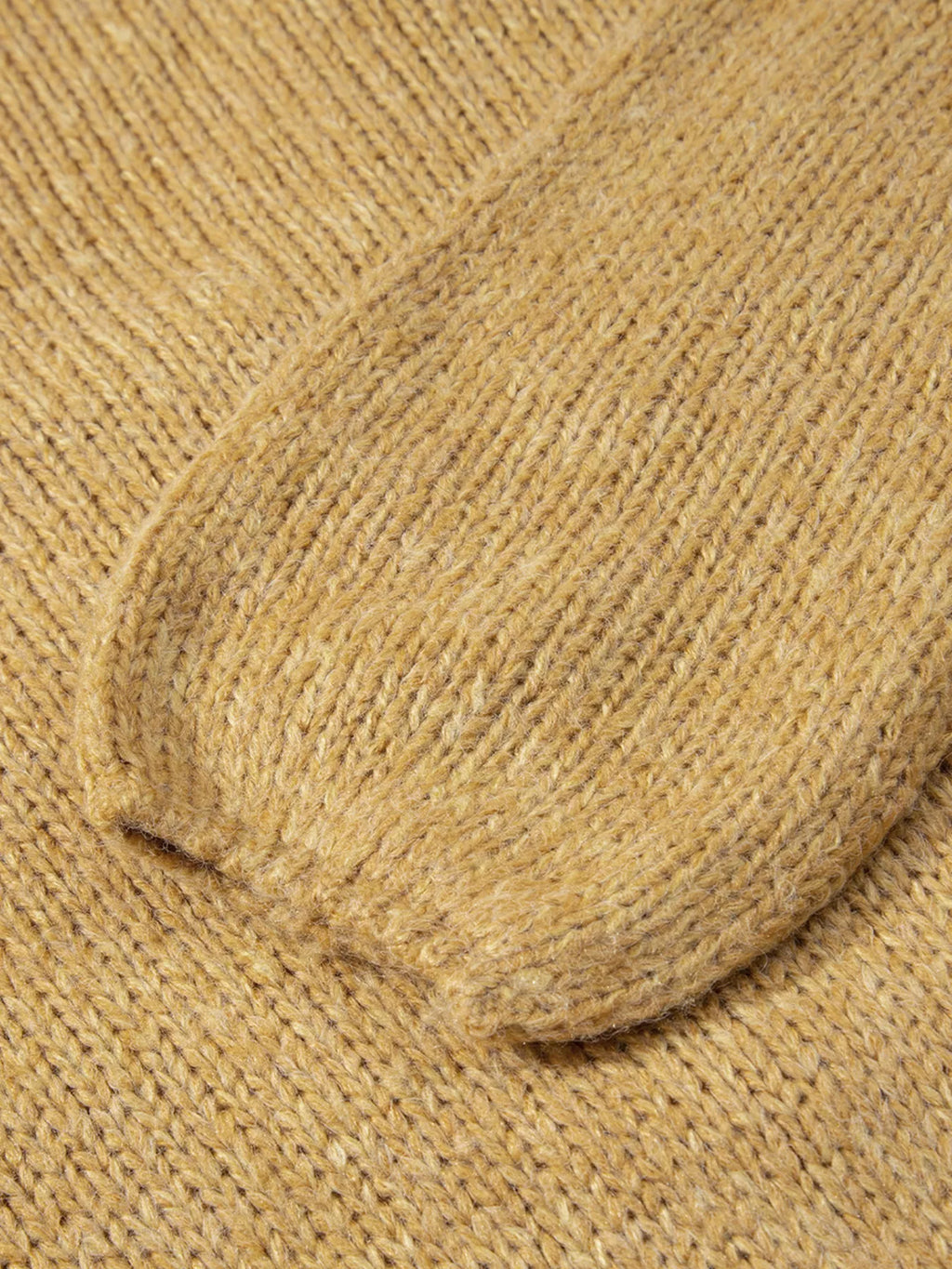 Women's Cardigan Camel Lantern Sleeve Scallop V Neck Buttoned Soft Acrylic Knit 9220fc3c2bb24f40b50ac623ec803530-Max-Origin Trendsi