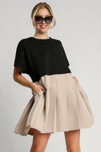 Umgee Pleated Dress Round Neck with Side Pockets Short Sleeve Ruched Black 936d4f85-d28c-4121-8d84-5b2ed1a4b3ba-Max Trendsi