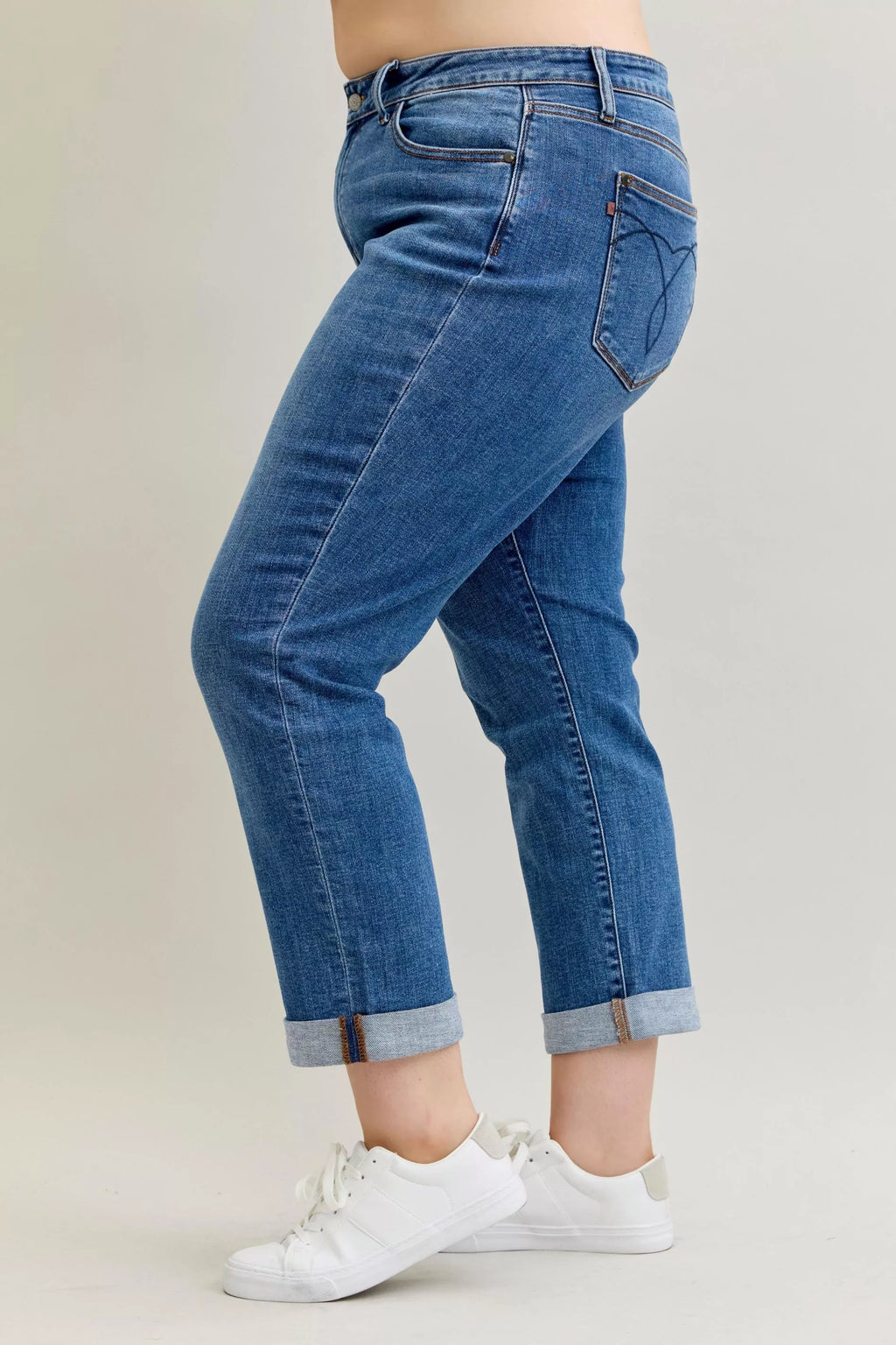 Judy Blue Jeans Mid Rise Boyfriend Classic Cuffed Plus Sizes Women's Denim 93a8b1a1-781d-4942-995e-1bbabe02367c-Max-Origin Trendsi