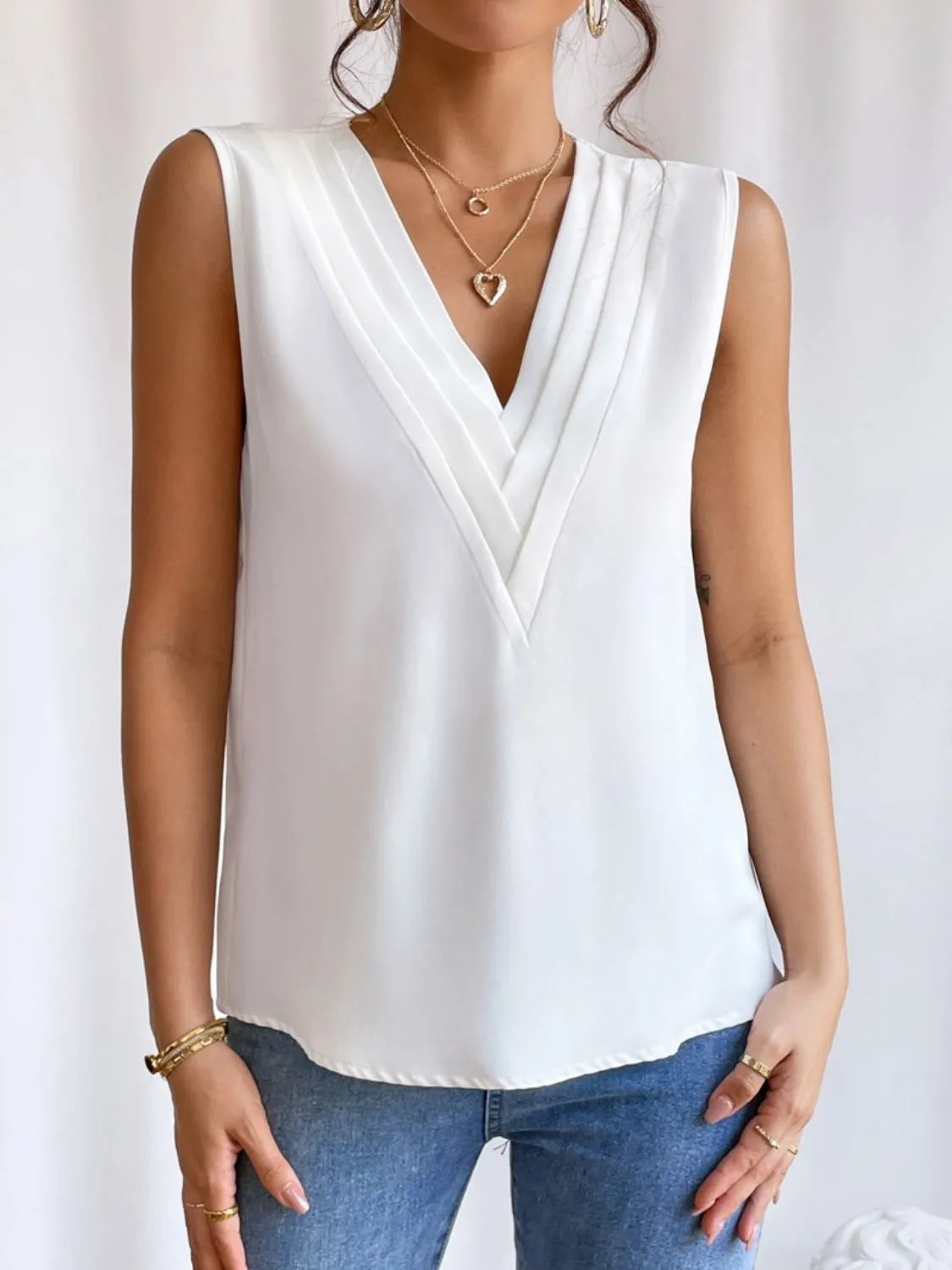 Cami Tank Top Women's V-Neck Pleated Sleeveless Elegant Blouse 94035b05-e986-4c87-ab1a-1b2642512292-Max-Origin Trendsi