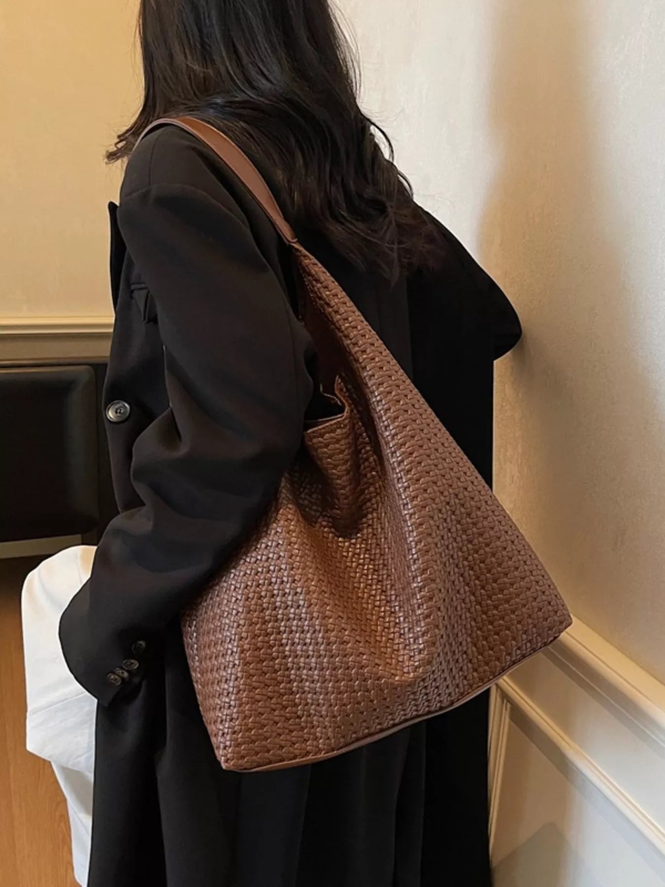 Womens Shoulder Bag Woven Straw Texture Pu Leather Large Handbag 94eeef68aa7e48449767903ee4b1a434-Max-Origin Trendsi