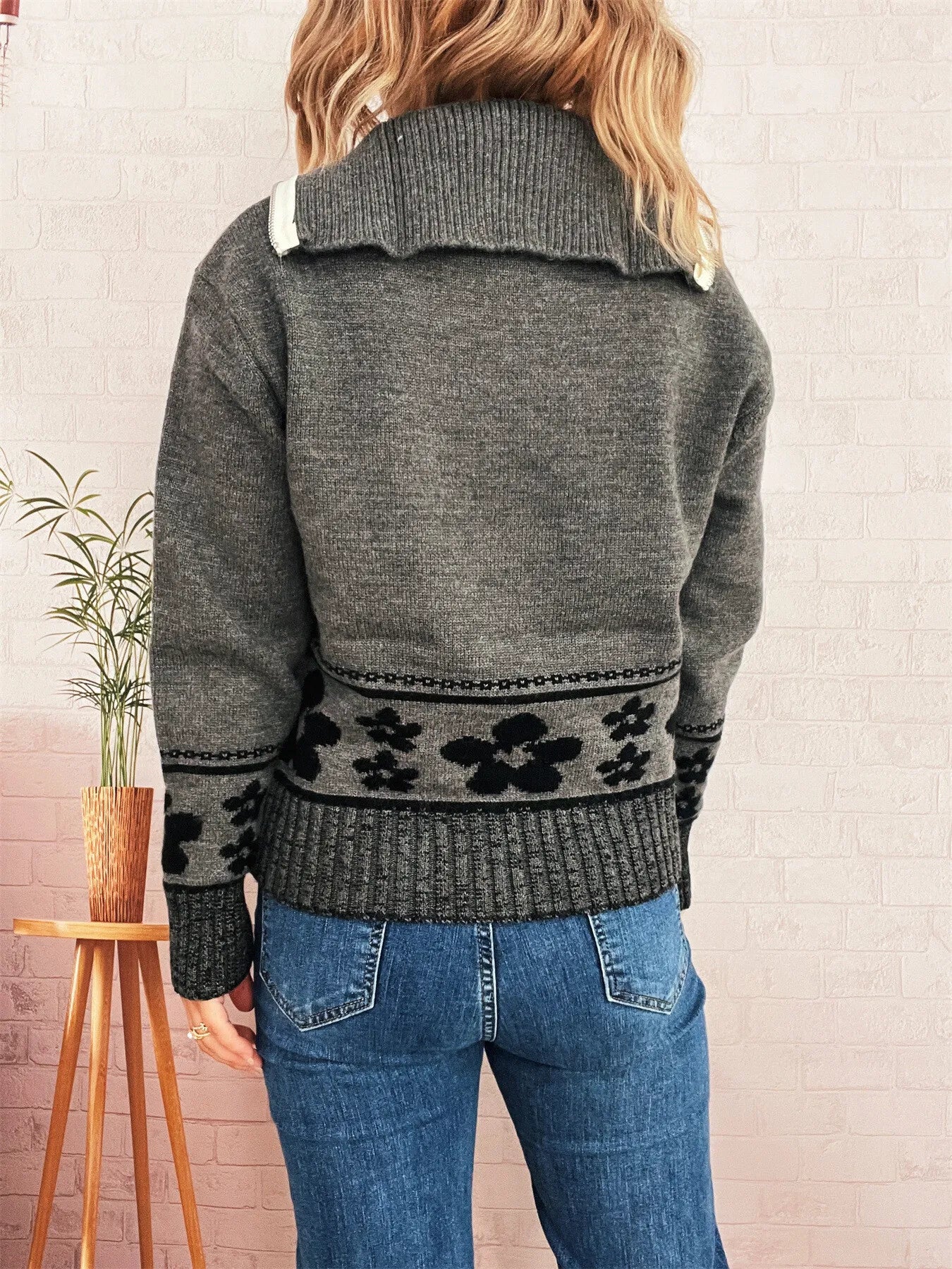 Women's Sweater Flower Hem Zip Collar Long Sleeve Stylish Pullover 9653f40fe8fc490fbe90e40f4e4cffea-Max-Origin Trendsi
