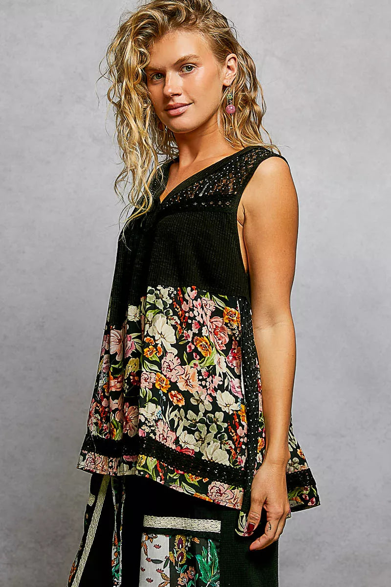 POL Tank Top Black Floral V-Neck Lace Detail Ruffle Sleeveless Blouse 96d050b5-0303-483b-8970-fe360a94ffac-Max-Origin Trendsi
