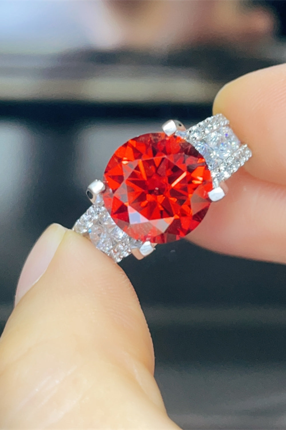 Silver Ring 5 Carat Moissanite Scarlet Stone Round 925 Sterling Platinum-plated 97242f4f-83d2-4bf6-b678-aeb28bebe94e-Max Trendsi