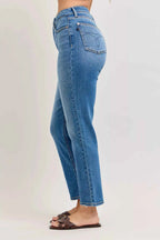 Judy Blue Straight-Leg Jeans High-Waisted Medium Wash Blue Denim Pants 990ec990-85bb-45aa-ac46-6dccefc1c136-Max-Origin Trendsi