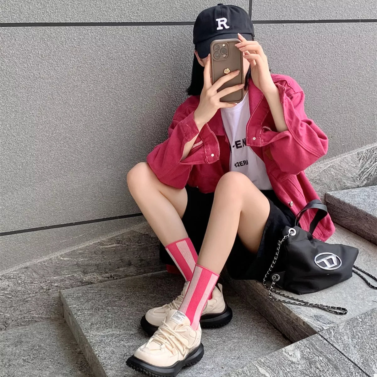 Women's Crew Socks Cotton Contrast Striped Accessories 99385c8e-c4dc-46cd-ae85-9796df0e2115-Max-Origin Trendsi