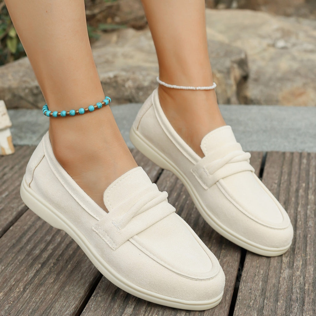 9ce15b70-25b6-47de-aec7-307c9ec2c58b-Max