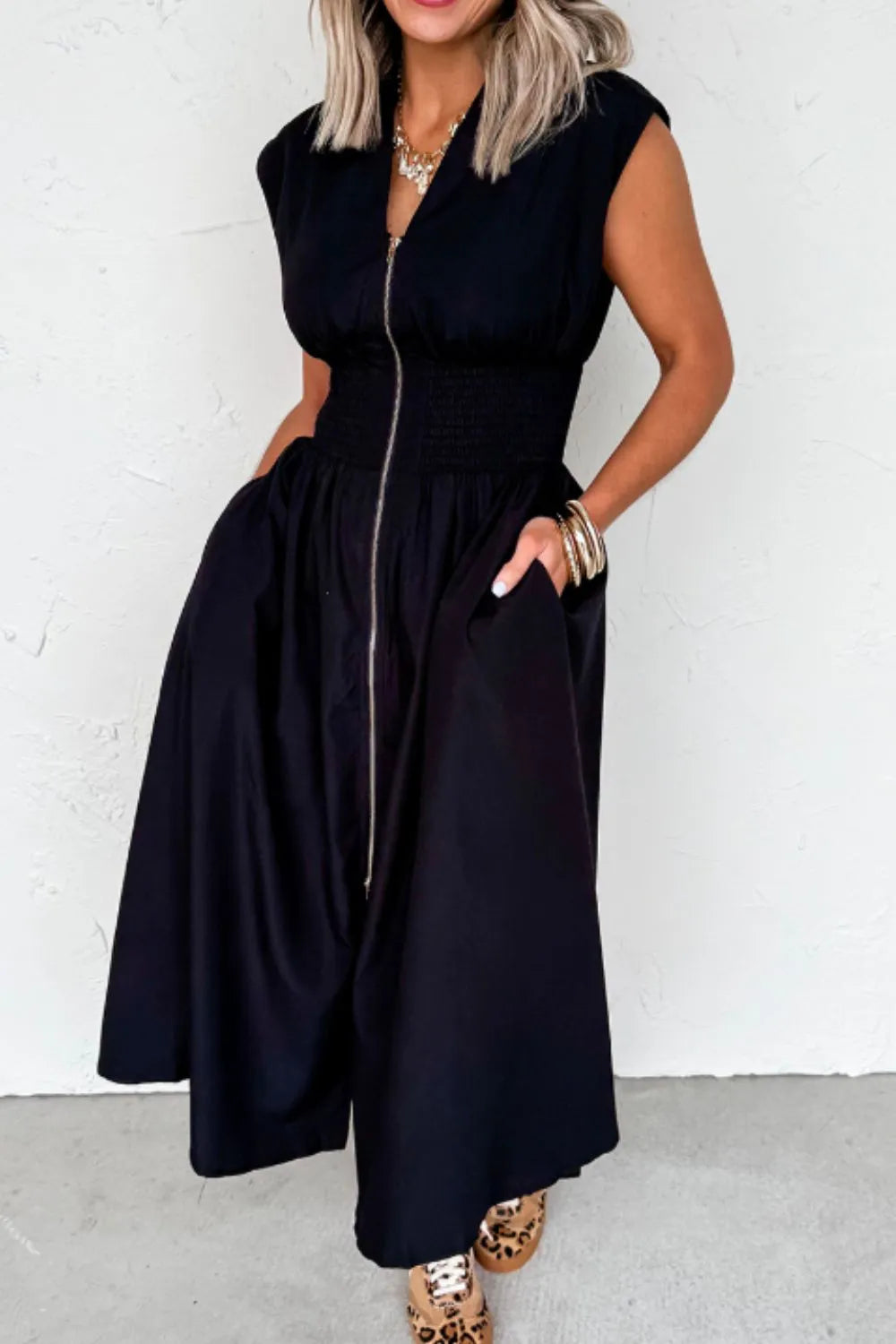 Maxi Dress Black Zip-Front Sleeveless Pocketed Oversized Ruffle Black 9ed01675-46c6-4904-b57e-e897ec1adf07-Max-Origin Trendsi