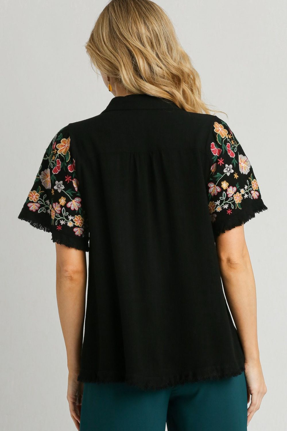 Umgee Linen Shirt Black with Embroidered Short Sleeves Raw Hem Top 9ee311fc-d965-41c3-8af3-af626ed770e9-Max Trendsi